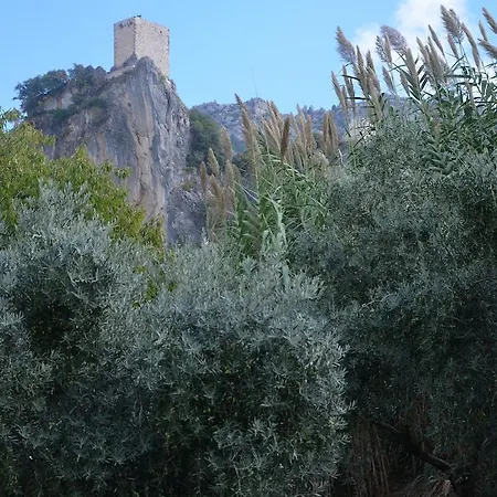 La Almena